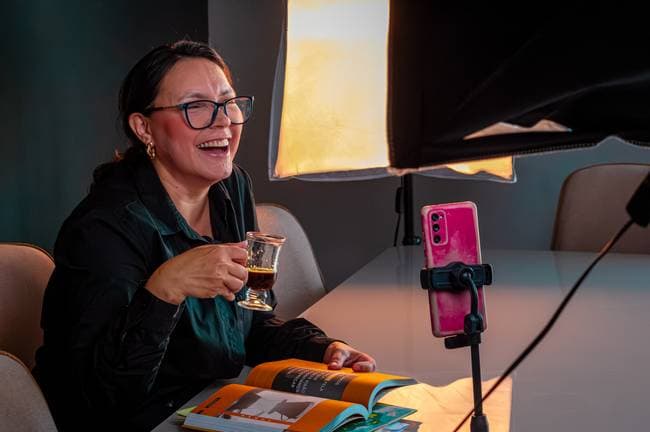 Mini Ensaio - Lúcia Machado